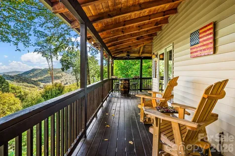 160 Bridle Drive Maggie Valley NC 28751