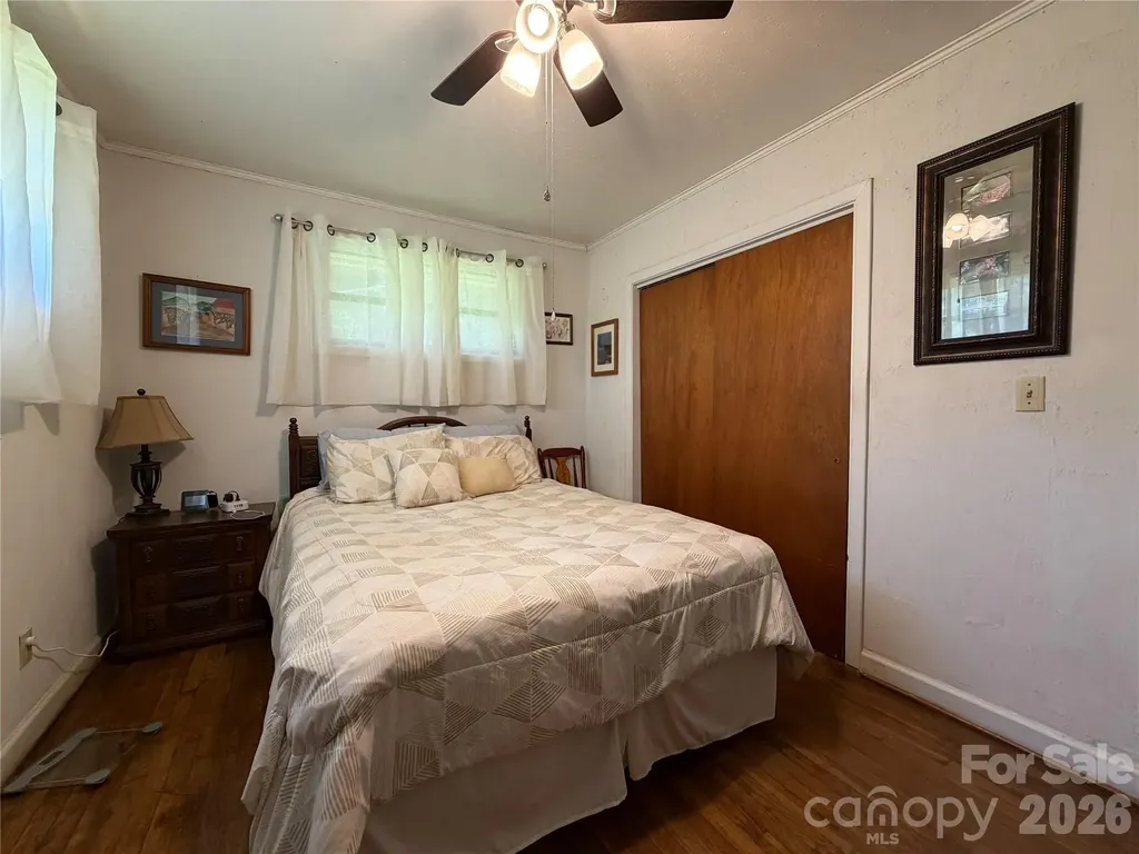 1345 Rock Hill Street Nebo NC 28761