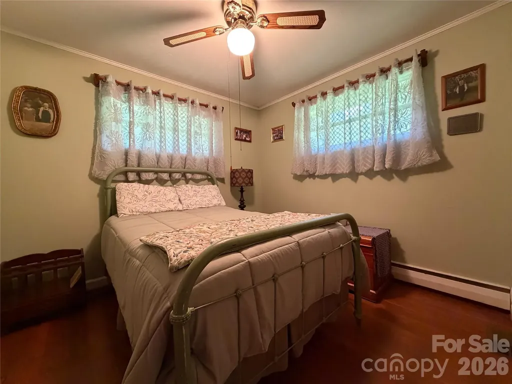 1345 Rock Hill Street Nebo NC 28761