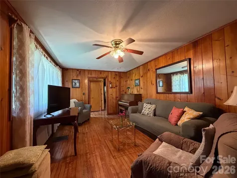 1345 Rock Hill Street Nebo NC 28761