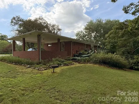1345 Rock Hill Street Nebo NC 28761