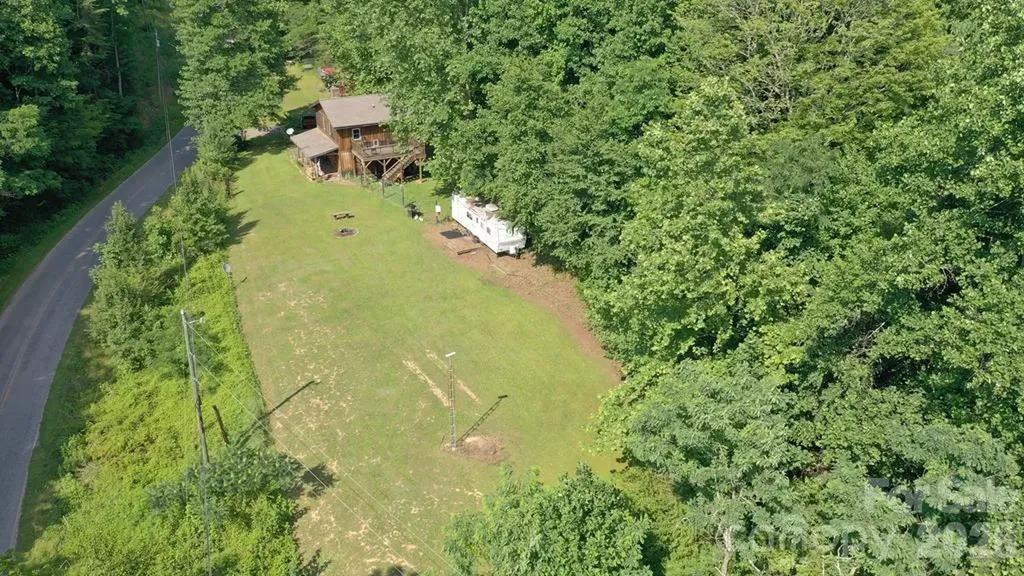 454 Bradley Branch Road Whittier NC 28789