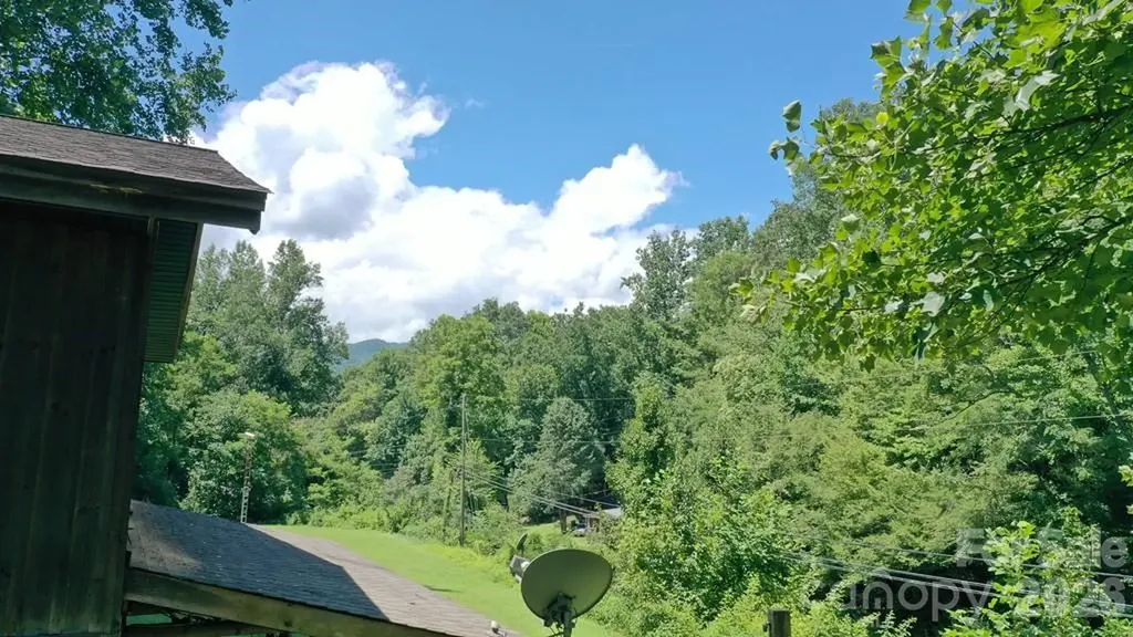 454 Bradley Branch Road Whittier NC 28789