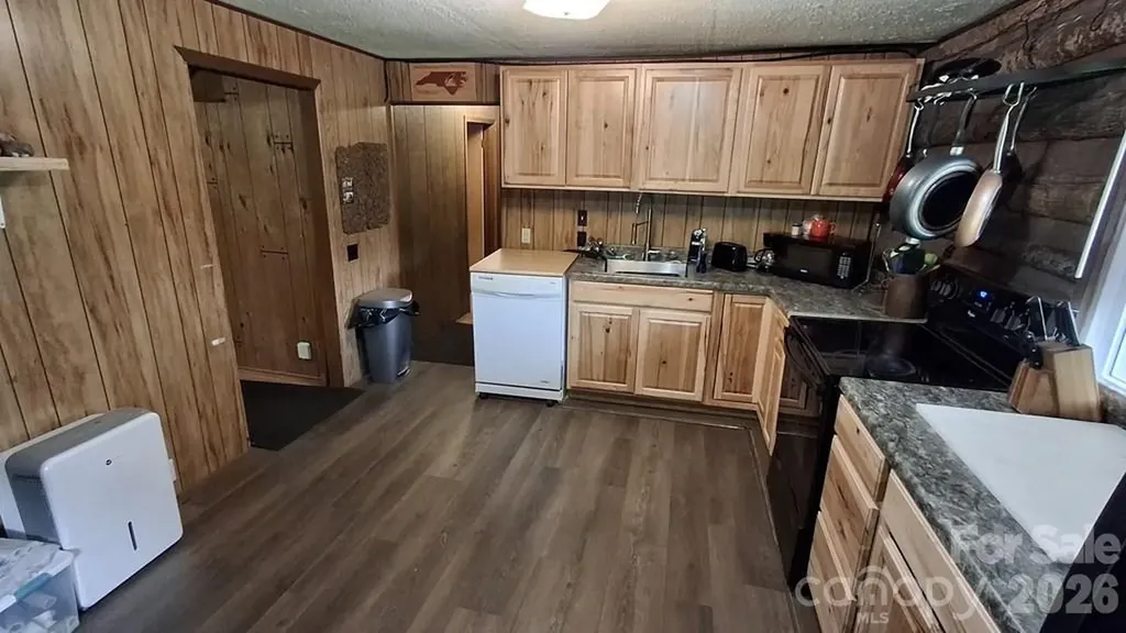 454 Bradley Branch Road Whittier NC 28789