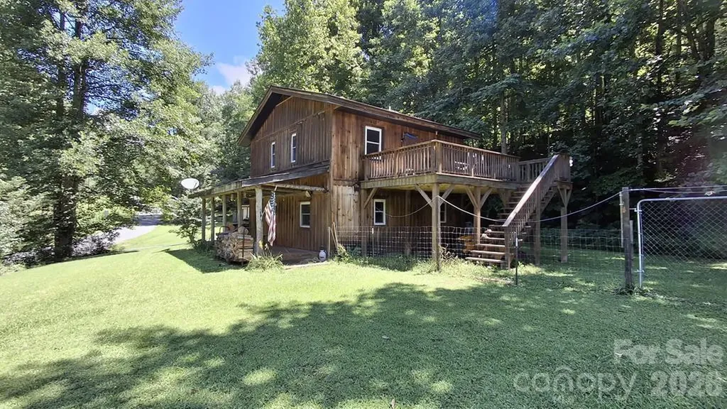 454 Bradley Branch Road Whittier NC 28789