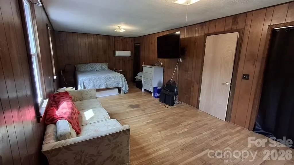 454 Bradley Branch Road Whittier NC 28789