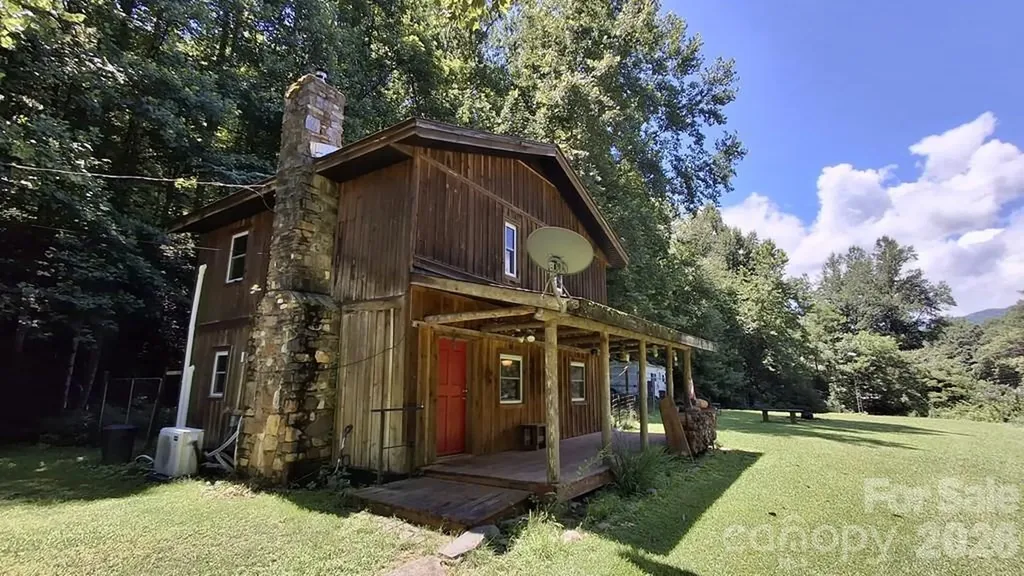 454 Bradley Branch Road Whittier NC 28789