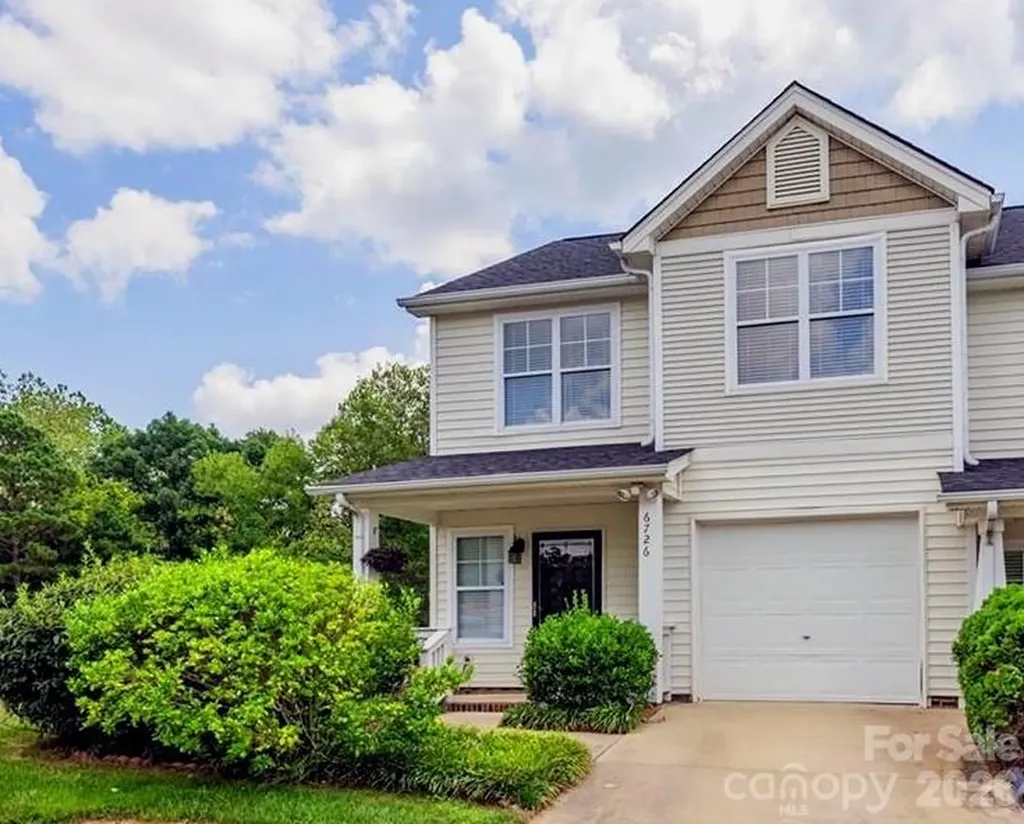 6726 Vlosi Drive Charlotte NC 28226