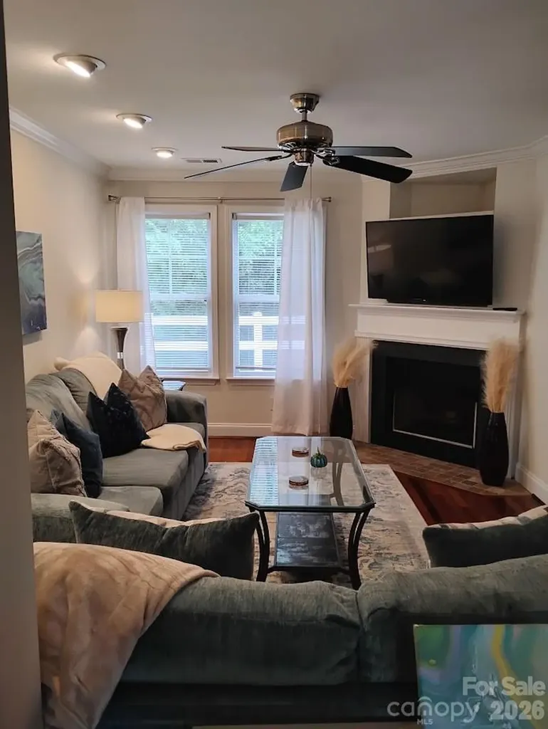6726 Vlosi Drive Charlotte NC 28226