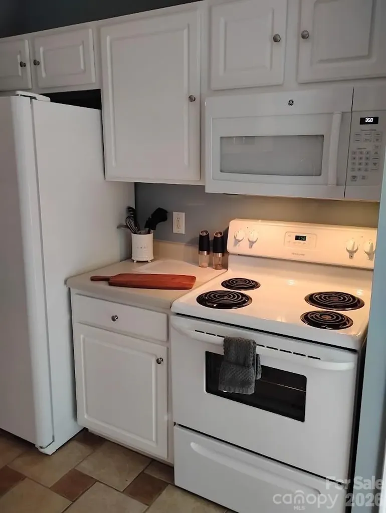 6726 Vlosi Drive Charlotte NC 28226