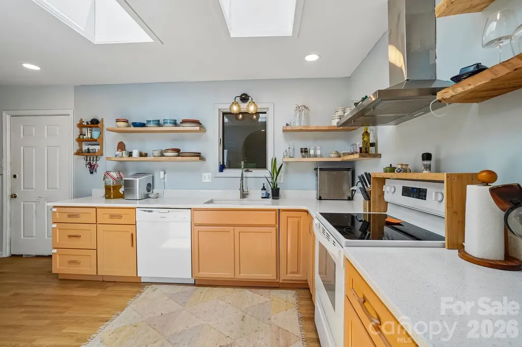 637 Cascade Lake Road Pisgah Forest NC 28768
