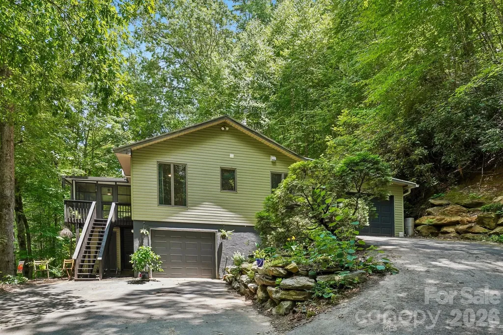 637 Cascade Lake Road Pisgah Forest NC 28768