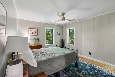 637 Cascade Lake Road Pisgah Forest NC 28768
