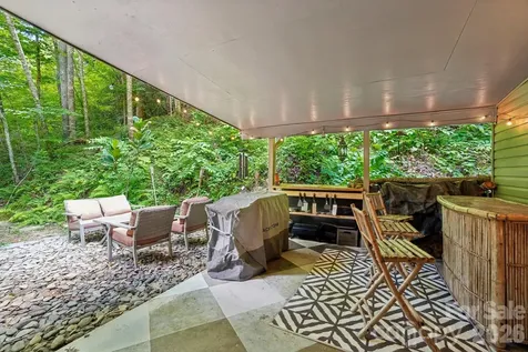 637 Cascade Lake Road Pisgah Forest NC 28768