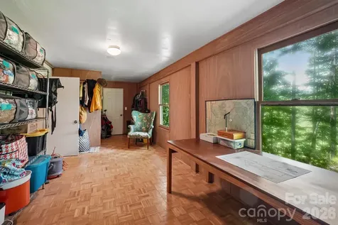 637 Cascade Lake Road Pisgah Forest NC 28768