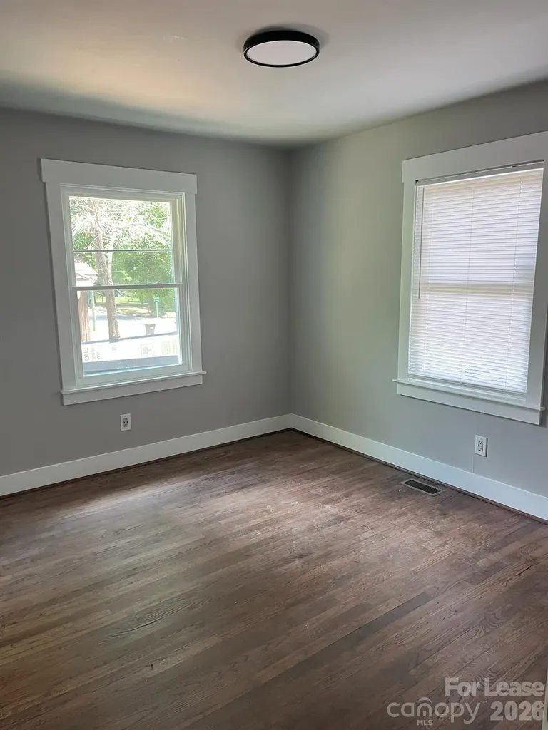 1716 Catherine Simmons Avenue Charlotte NC 28216