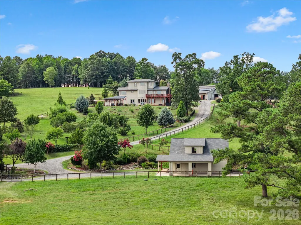 197 Arlys Lane Tryon NC 28782