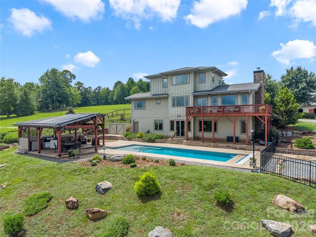 197 Arlys Lane Tryon NC 28782