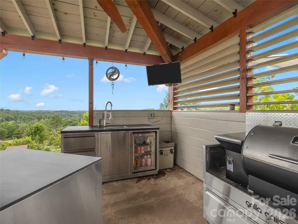 197 Arlys Lane Tryon NC 28782