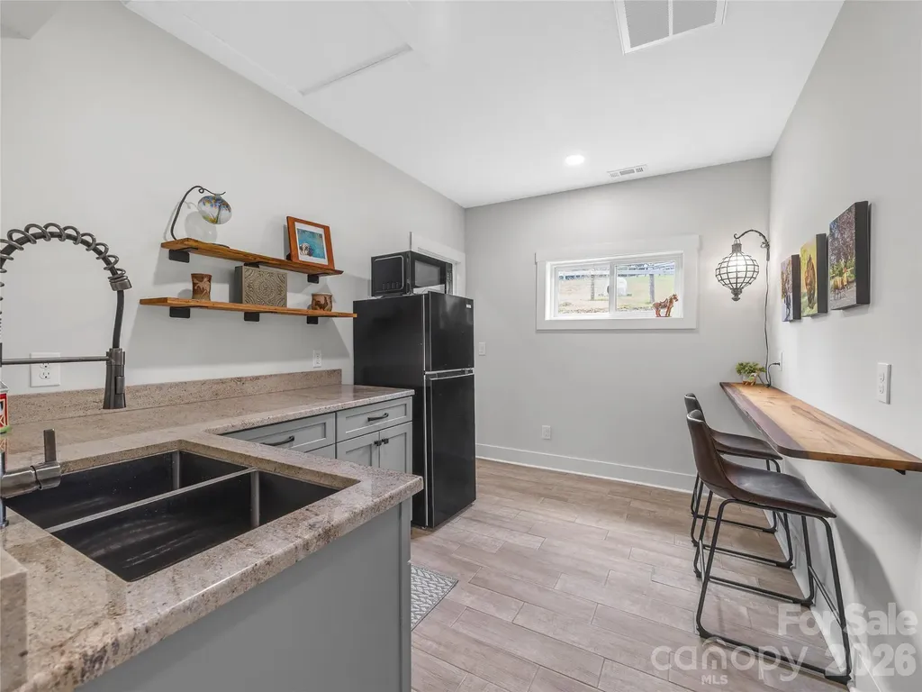 197 Arlys Lane Tryon NC 28782