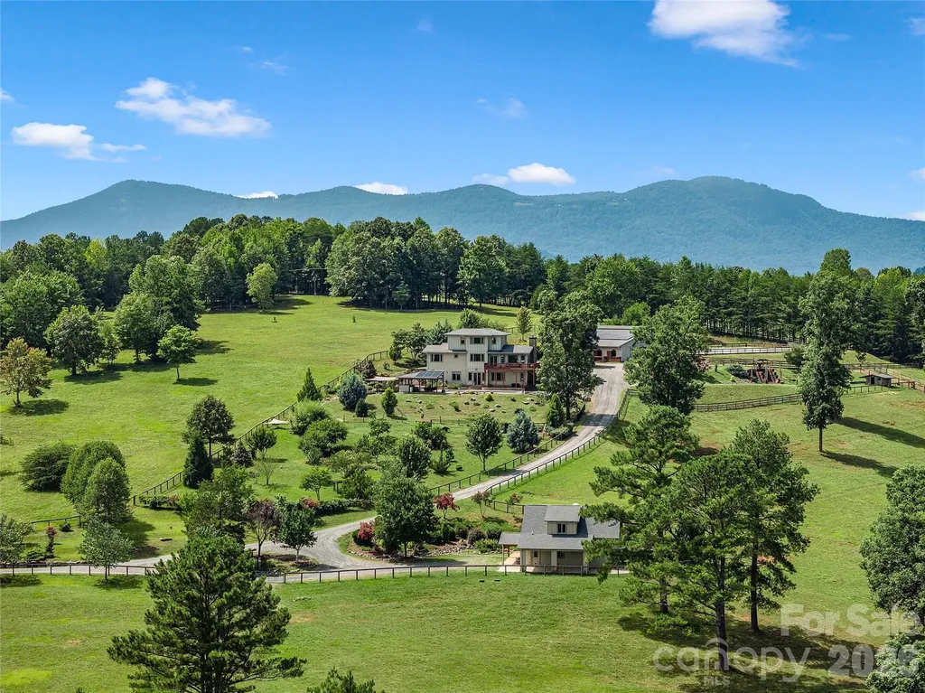 197 Arlys Lane Tryon NC 28782