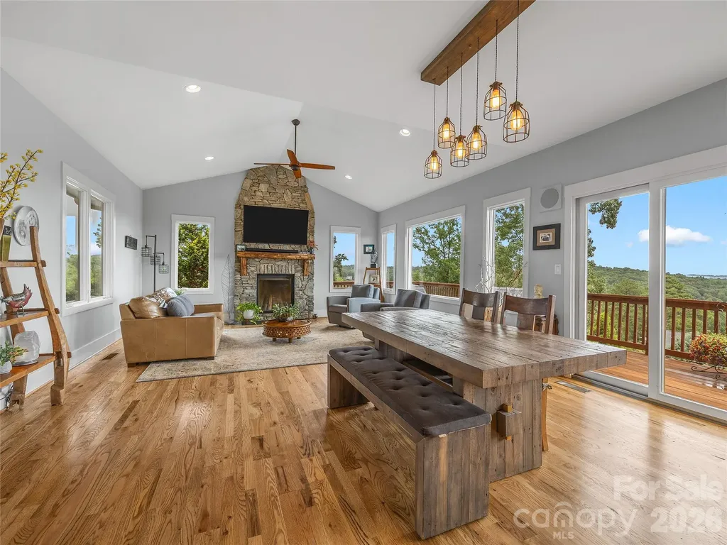 197 Arlys Lane Tryon NC 28782