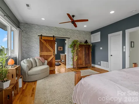 197 Arlys Lane Tryon NC 28782