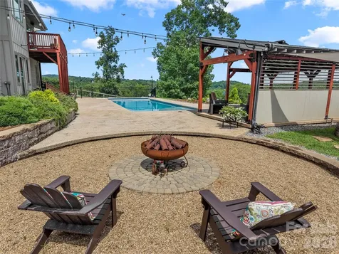 197 Arlys Lane Tryon NC 28782