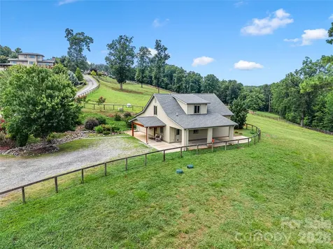 197 Arlys Lane Tryon NC 28782
