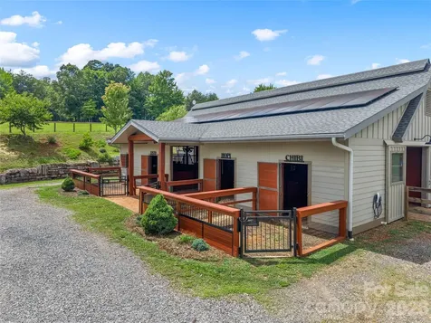 197 Arlys Lane Tryon NC 28782