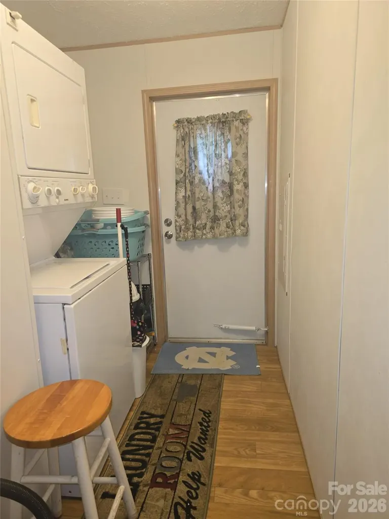 192 Lady Bug Lane Penrose NC 28766