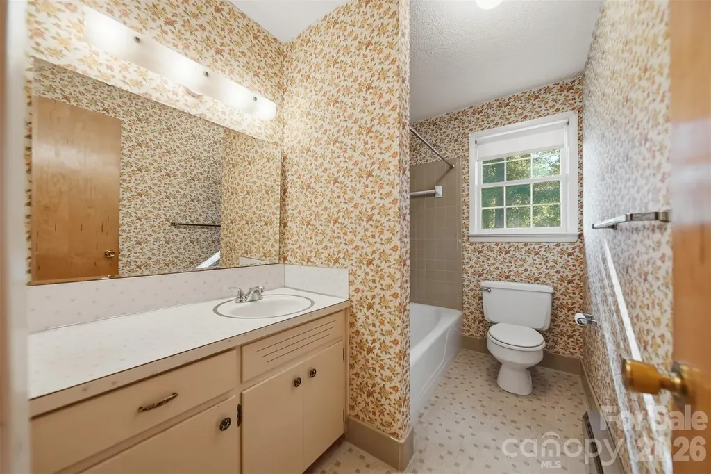 1650 12th Street Drive NW Hickory NC 28601