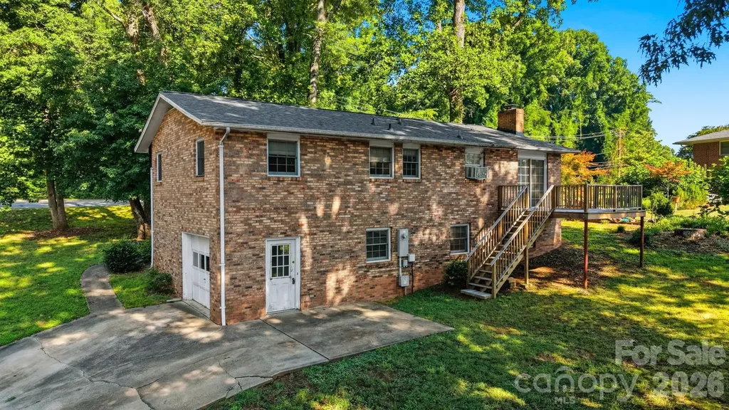 1650 12th Street Drive NW Hickory NC 28601