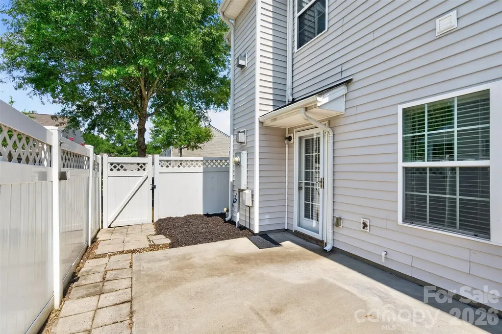 13904 Singleleaf Lane Charlotte NC 28278