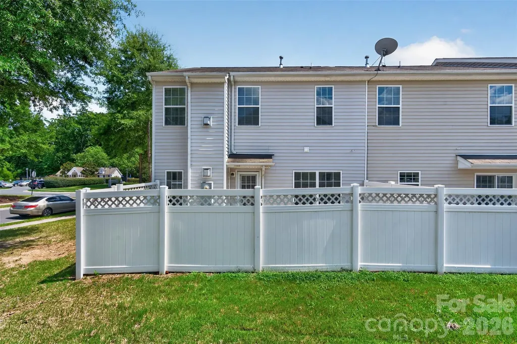 13904 Singleleaf Lane Charlotte NC 28278