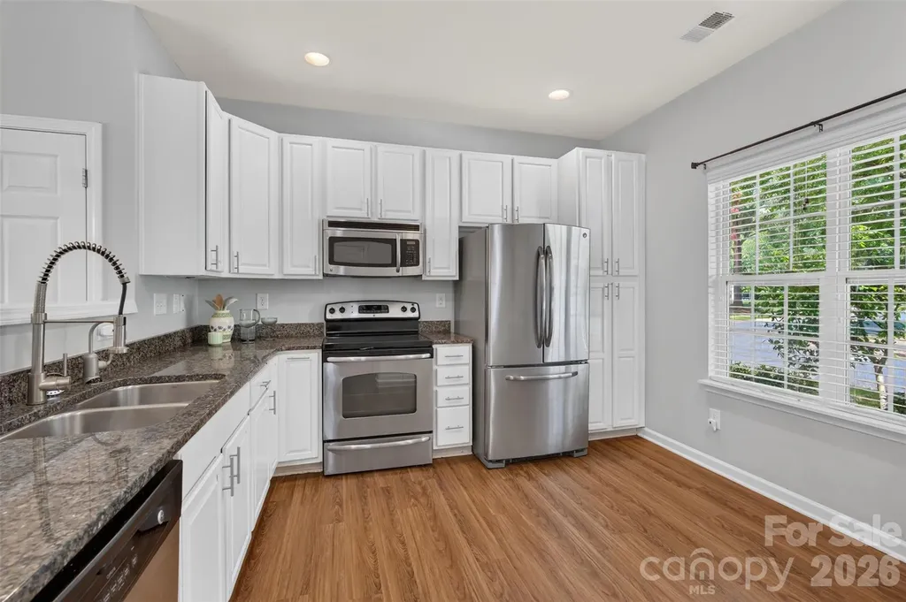 13904 Singleleaf Lane Charlotte NC 28278