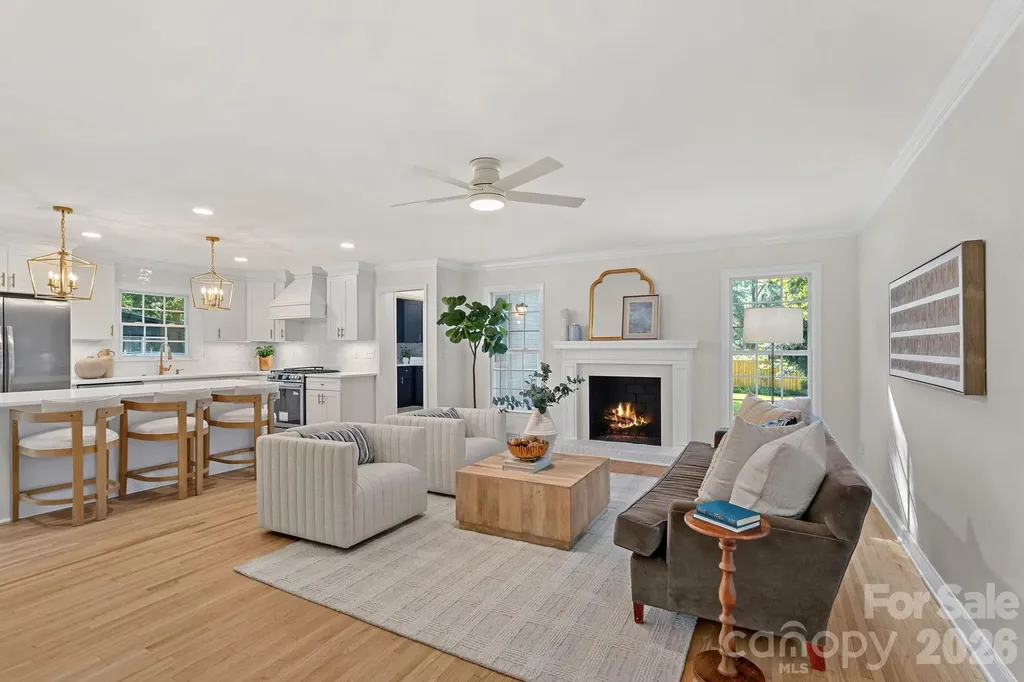 1100 Braeburn Road Charlotte NC 28211