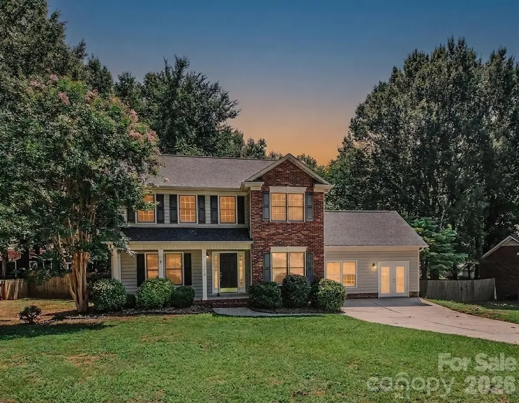 4456 Alexander Hill Court Harrisburg NC 28075