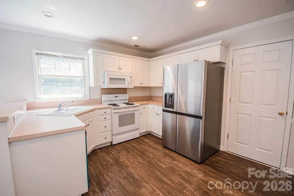 4456 Alexander Hill Court Harrisburg NC 28075