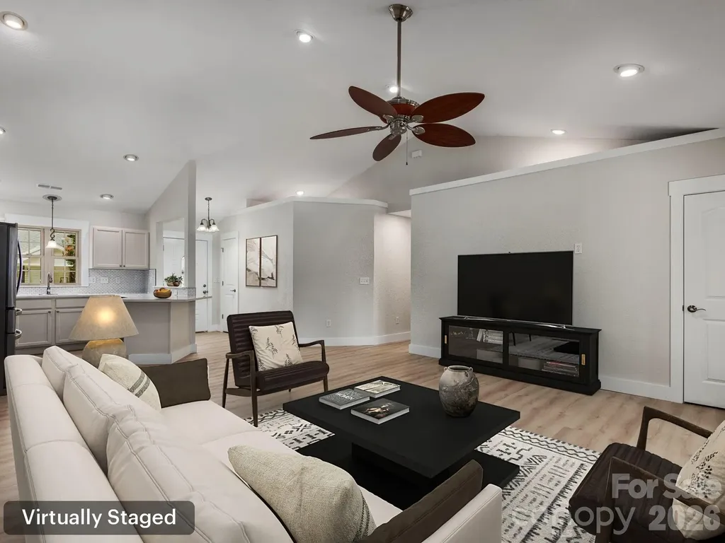 7 Mcgee Ridge Road Fairview NC 28730