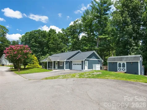 7 Mcgee Ridge Road Fairview NC 28730