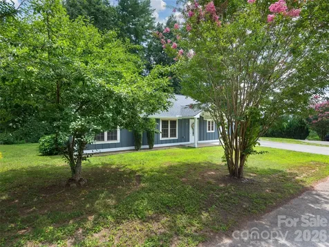 7 Mcgee Ridge Road Fairview NC 28730