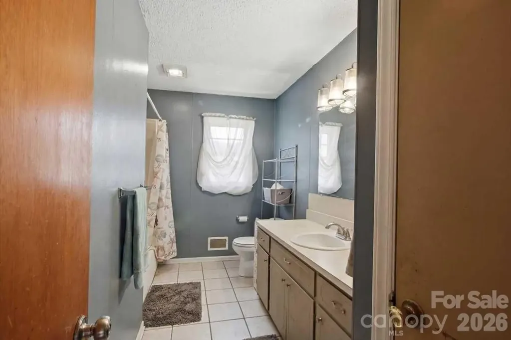 990 Colonial Drive China Grove NC 28023