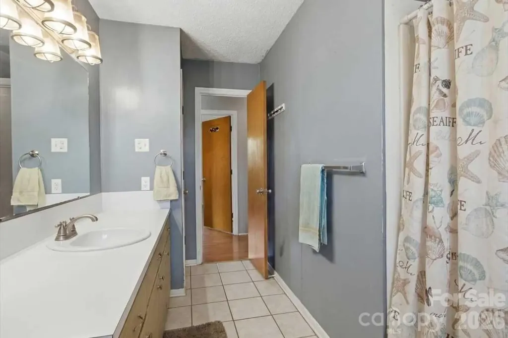 990 Colonial Drive China Grove NC 28023