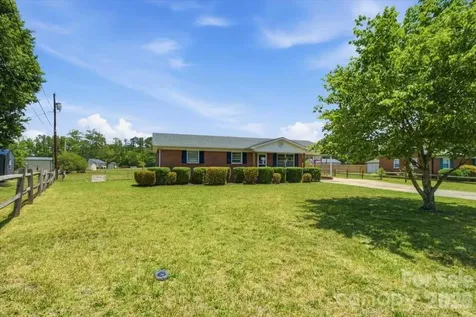 990 Colonial Drive China Grove NC 28023