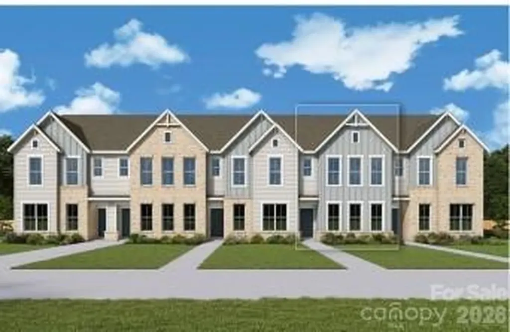 Matthews NC, 13137 Benessare Lane
