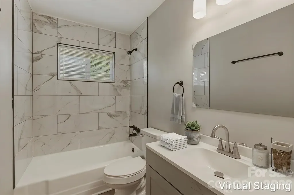 4706 Brooktree Drive Charlotte NC 28208