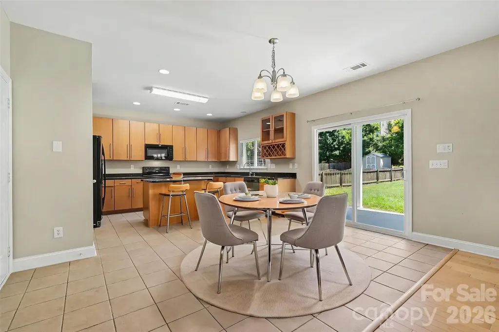 9228 Seamill Road Charlotte NC 28278