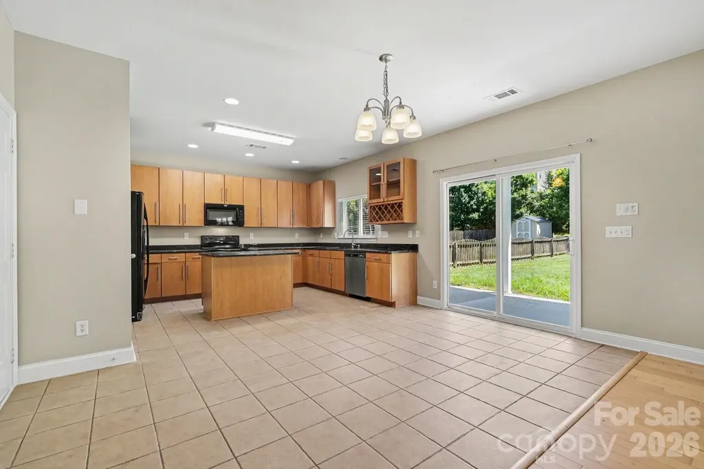 9228 Seamill Road Charlotte NC 28278