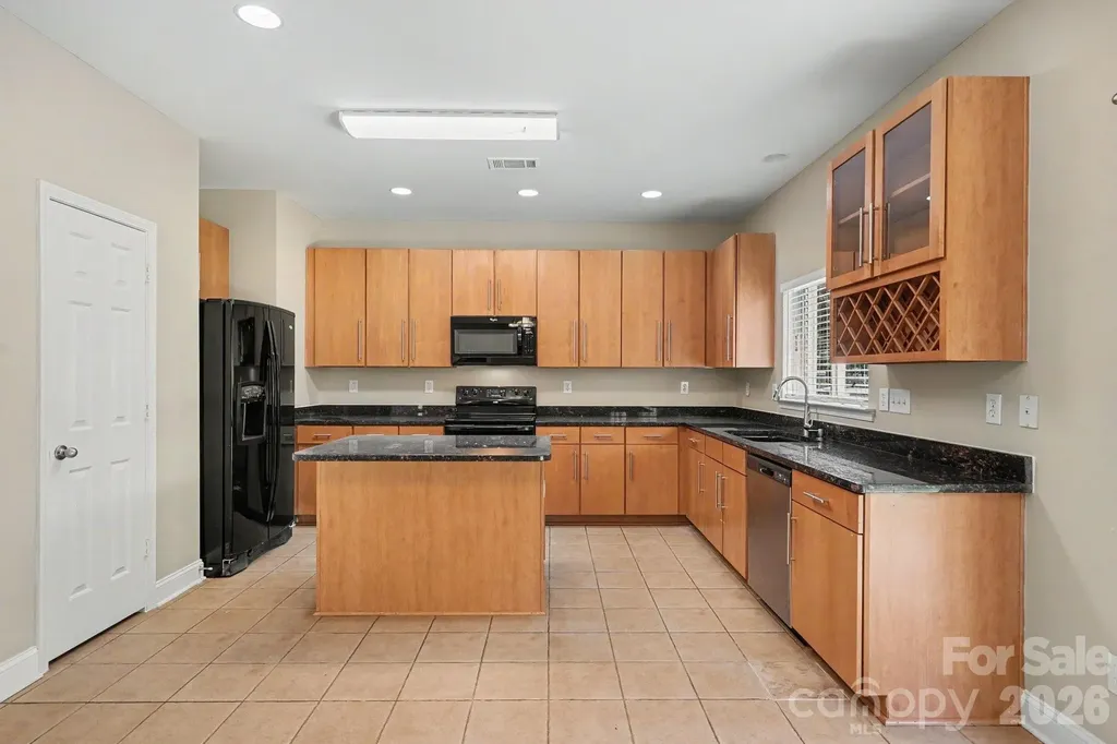 9228 Seamill Road Charlotte NC 28278